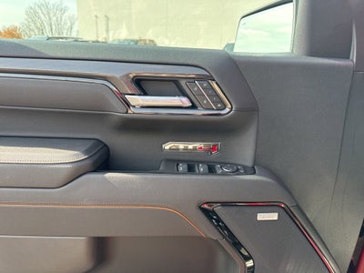 2025 GMC Sierra 1500 AT4