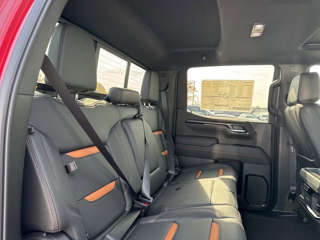 2025 GMC Sierra 1500 AT4