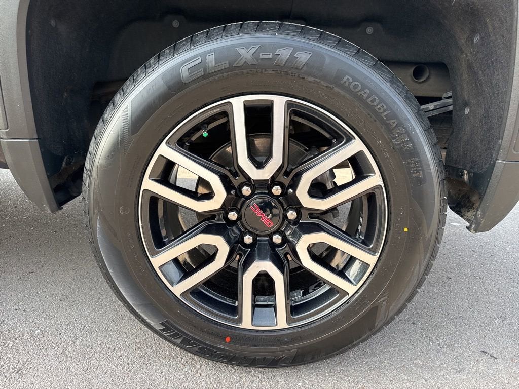 2023 GMC Sierra 1500 AT4