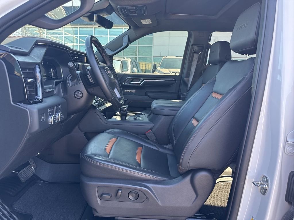 2024 GMC Sierra 1500 AT4