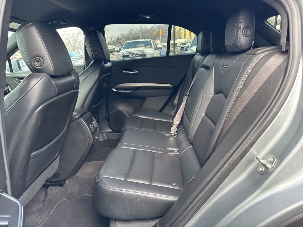 2023 Cadillac XT4 Premium Luxury