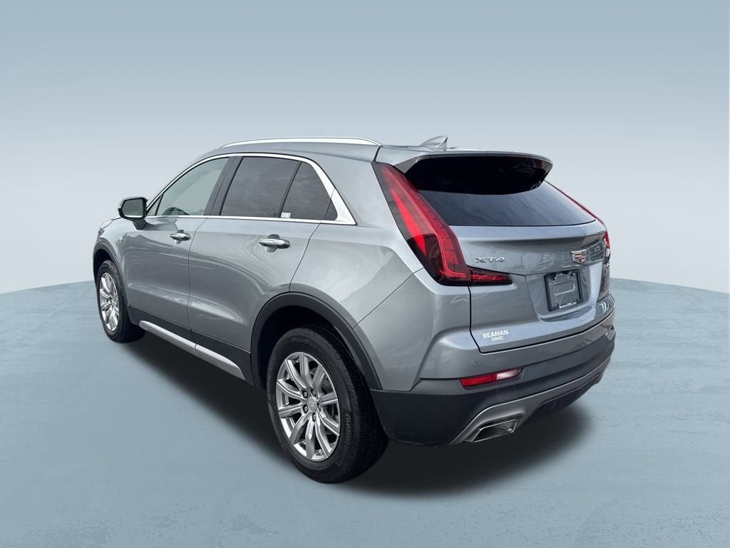 2023 Cadillac XT4 Premium Luxury
