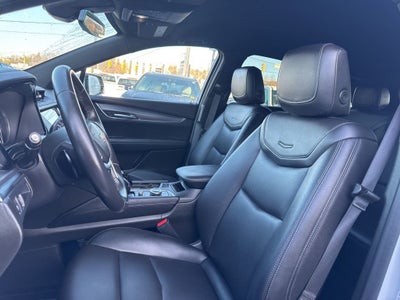 2023 Cadillac XT5 Luxury