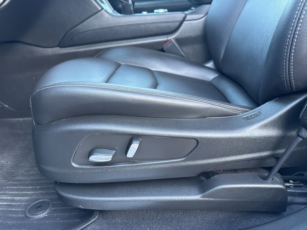 2023 Cadillac XT5 Luxury