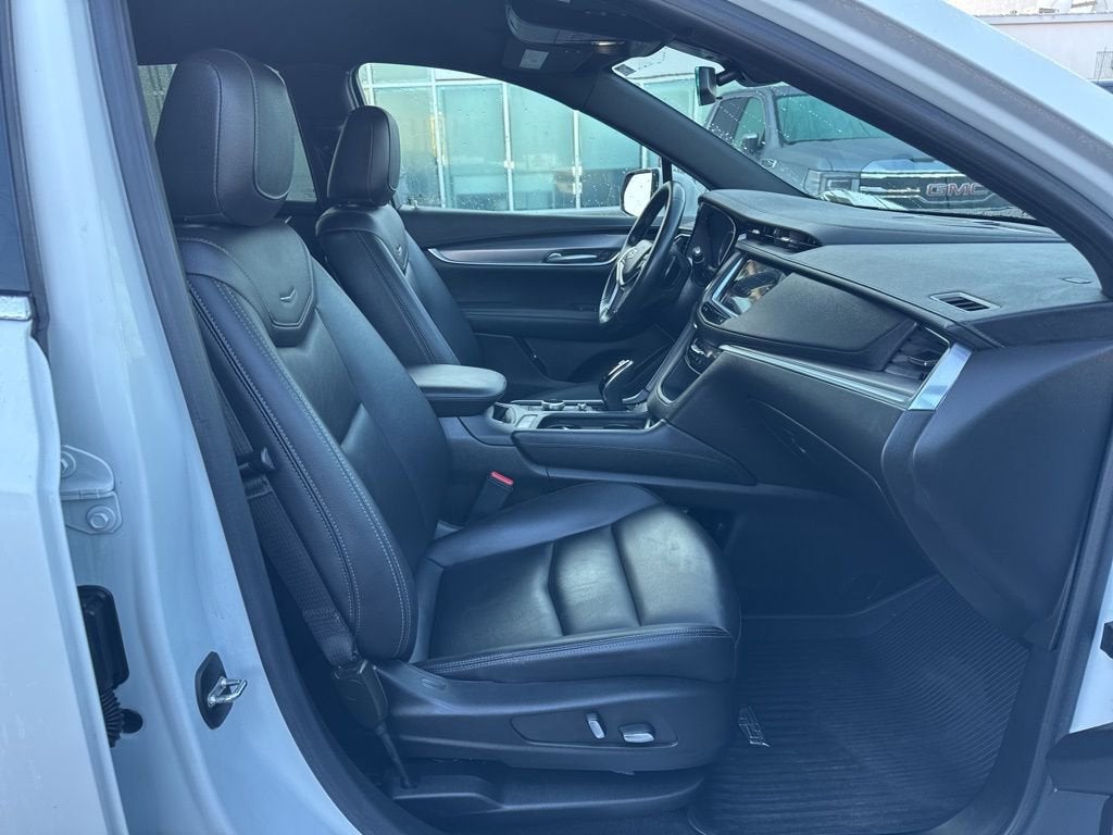 2023 Cadillac XT5 Luxury