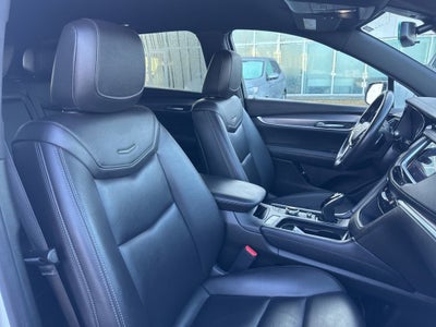 2023 Cadillac XT5 Luxury