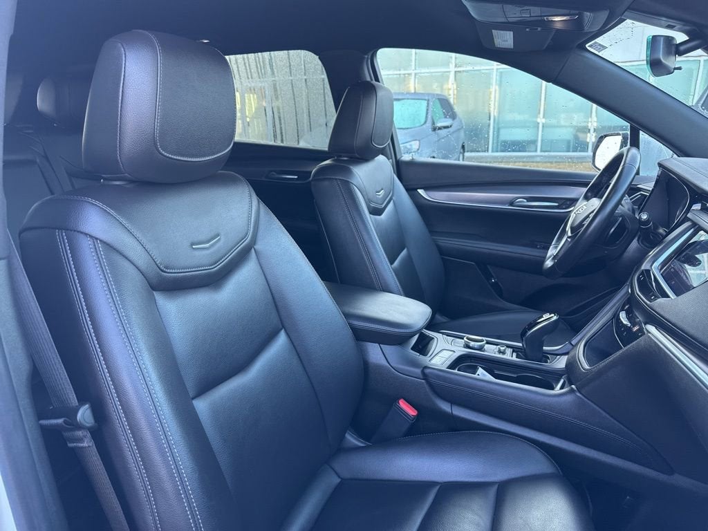 2023 Cadillac XT5 Luxury