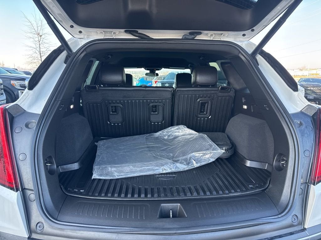 2023 Cadillac XT5 Luxury