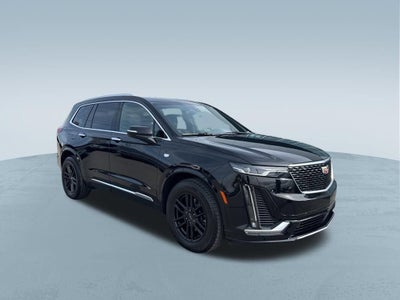 2025 Cadillac XT6 Luxury