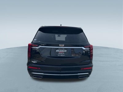 2025 Cadillac XT6 Luxury