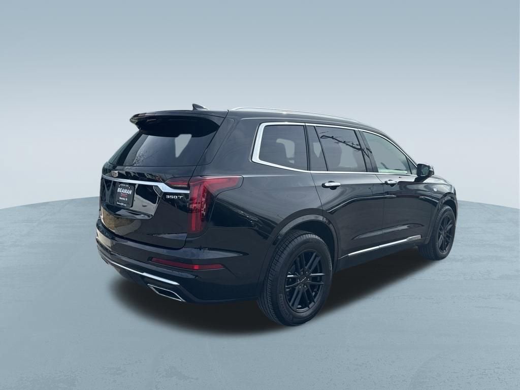2025 Cadillac XT6 Luxury