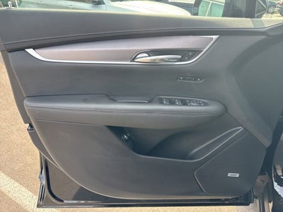 2025 Cadillac XT6 Luxury