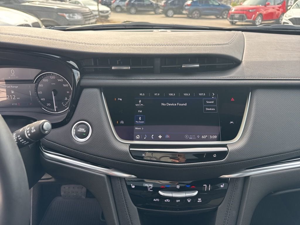 2025 Cadillac XT6 Luxury