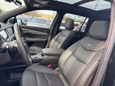 2025 Cadillac XT6 Luxury