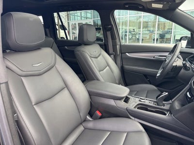 2025 Cadillac XT6 Luxury