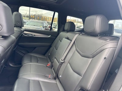 2025 Cadillac XT6 Luxury