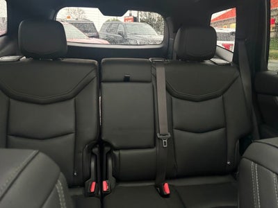 2025 Cadillac XT6 Luxury