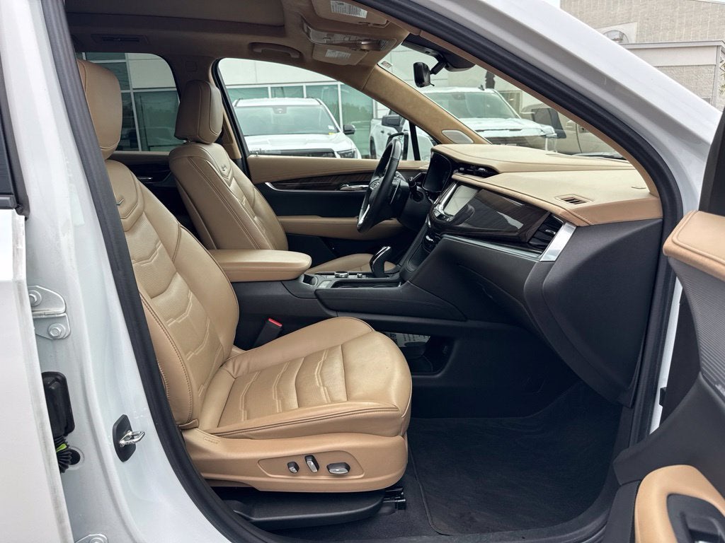 2023 Cadillac XT6 AWD Sport