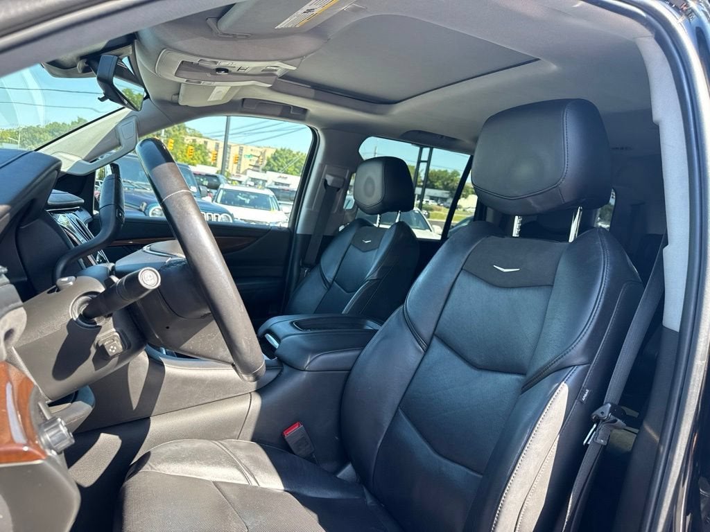 2020 Cadillac Escalade Luxury