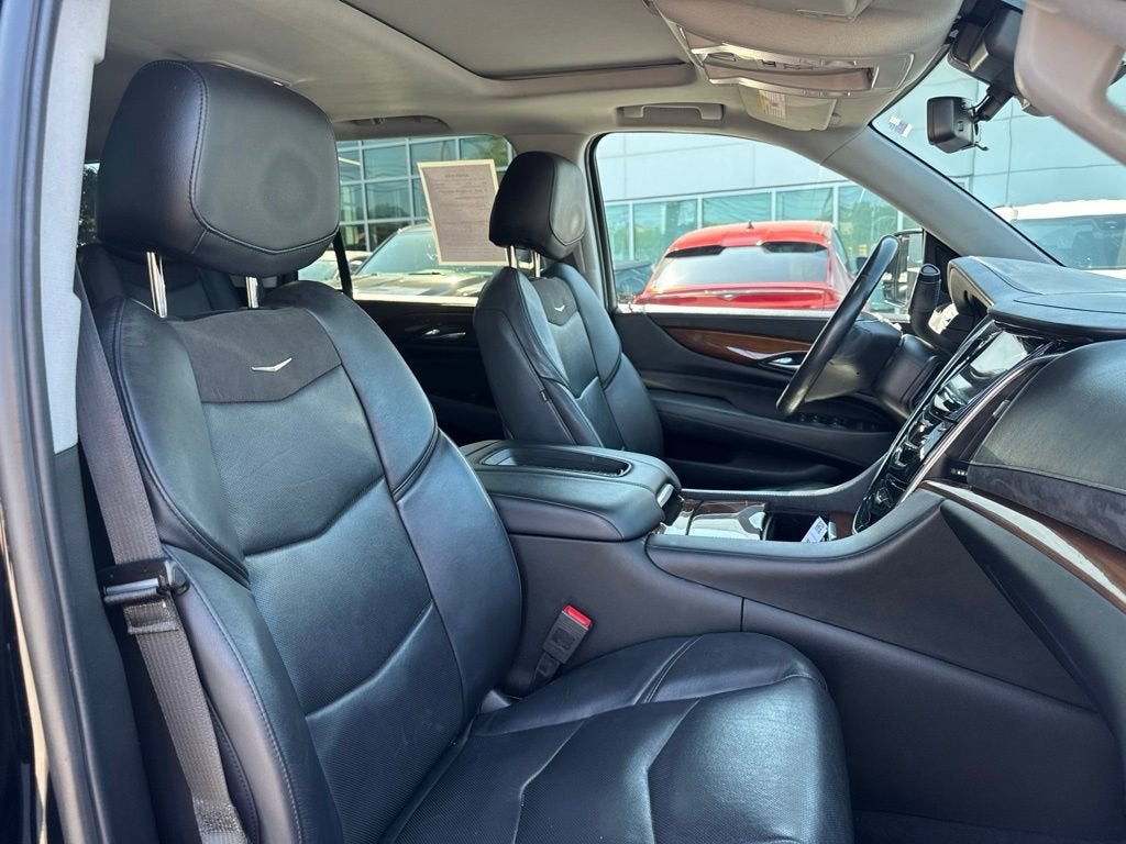 2020 Cadillac Escalade Luxury