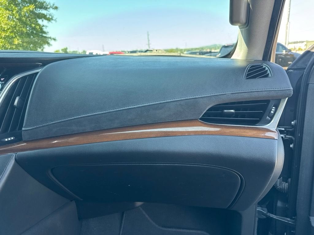 2020 Cadillac Escalade Luxury