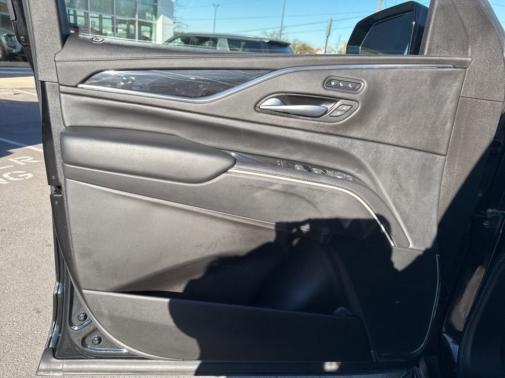 2024 Cadillac Escalade Sport