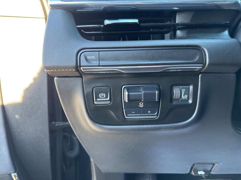 2024 Cadillac Escalade Sport