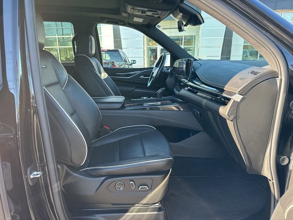 2024 Cadillac Escalade Sport