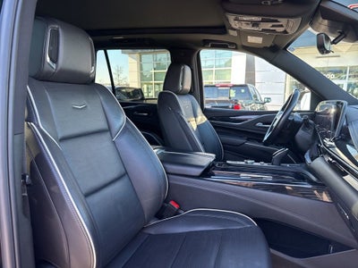 2024 Cadillac Escalade Sport