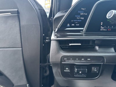 2024 Cadillac Escalade Sport