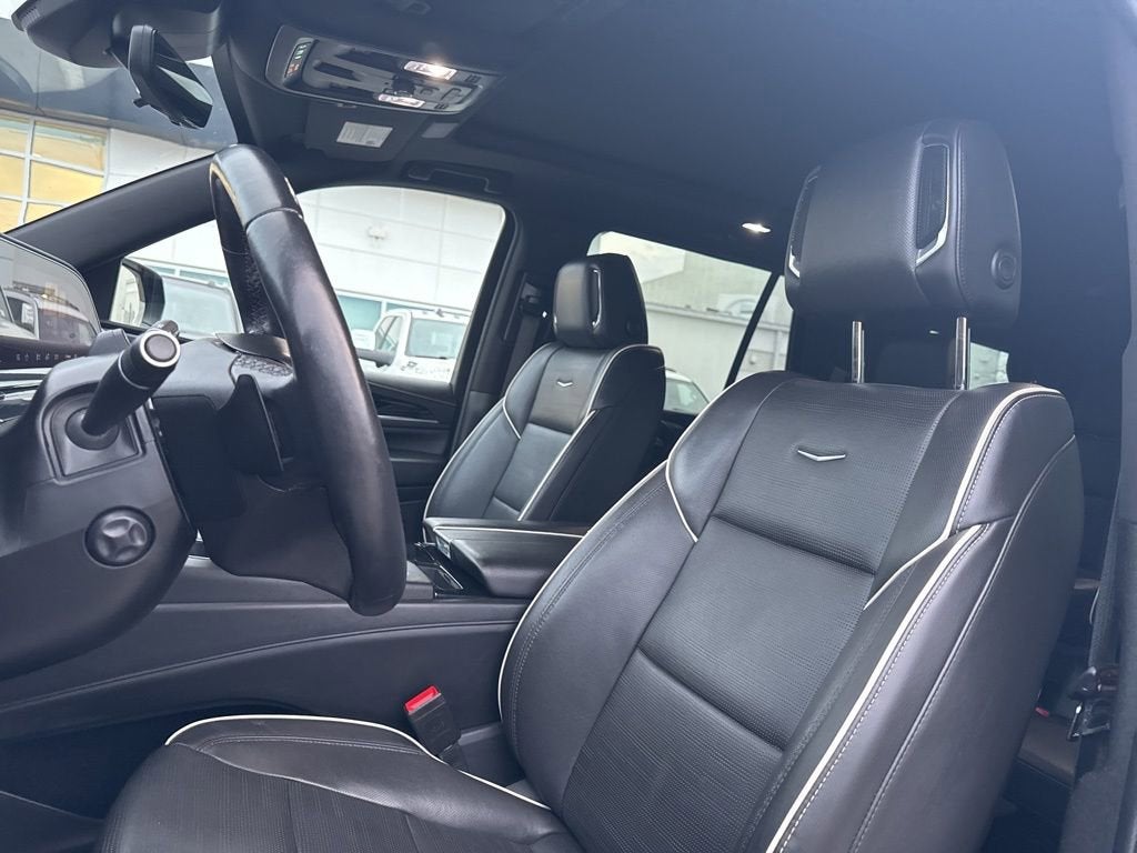 2024 Cadillac Escalade Sport