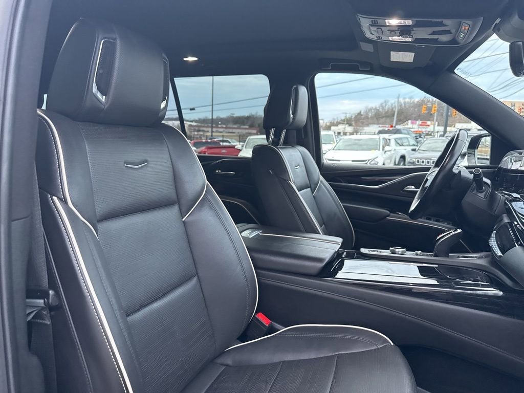 2024 Cadillac Escalade Sport