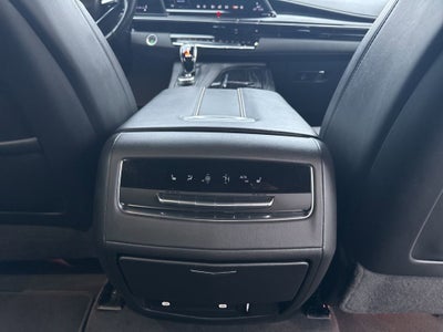 2024 Cadillac Escalade Sport