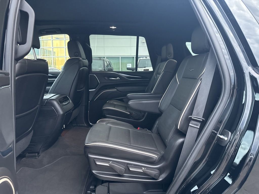 2024 Cadillac Escalade Sport