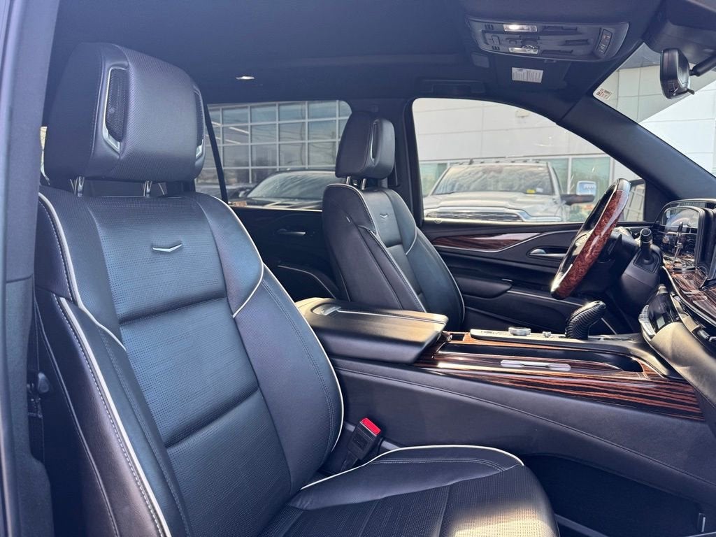 2024 Cadillac Escalade ESV Premium Luxury