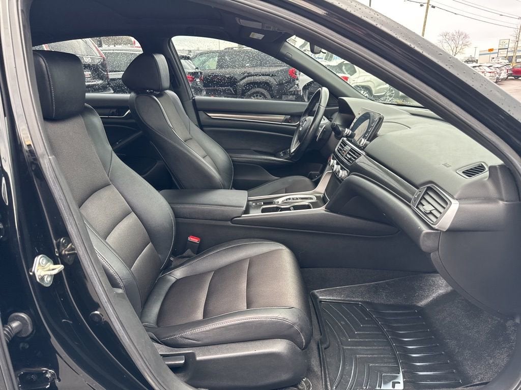 2019 Honda Accord Sedan Sport 2.0T