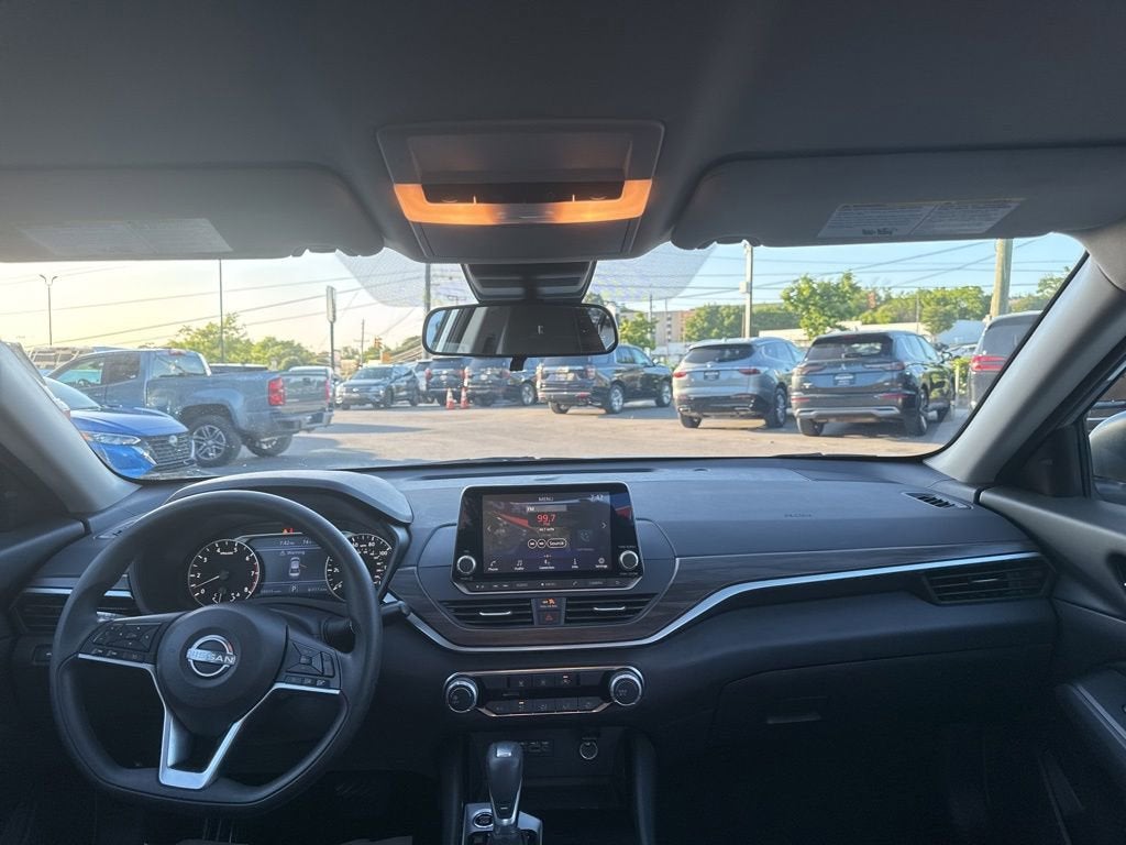 2024 Nissan Altima 2.5 SV
