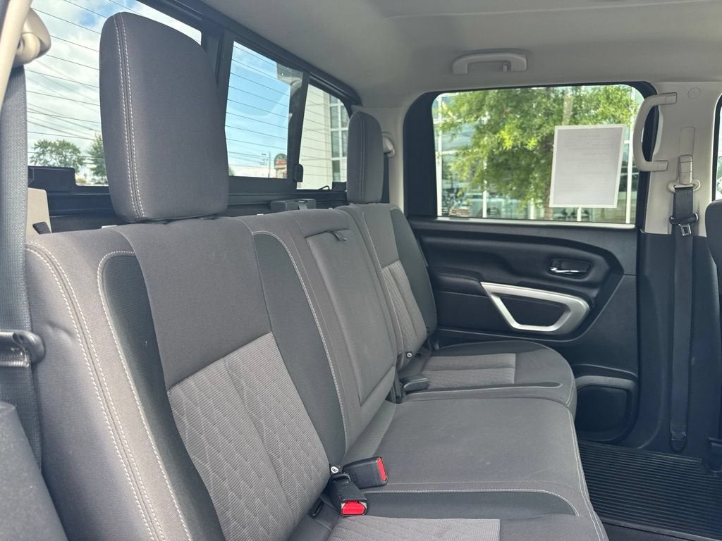 2021 Nissan Titan SV
