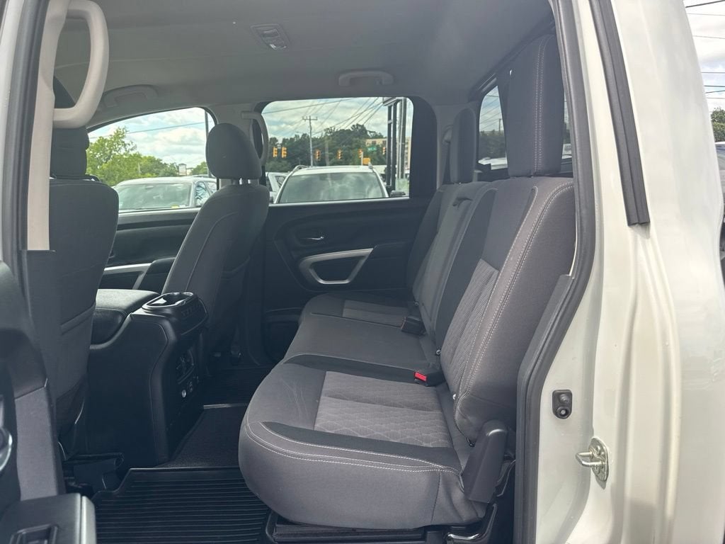 2021 Nissan Titan SV