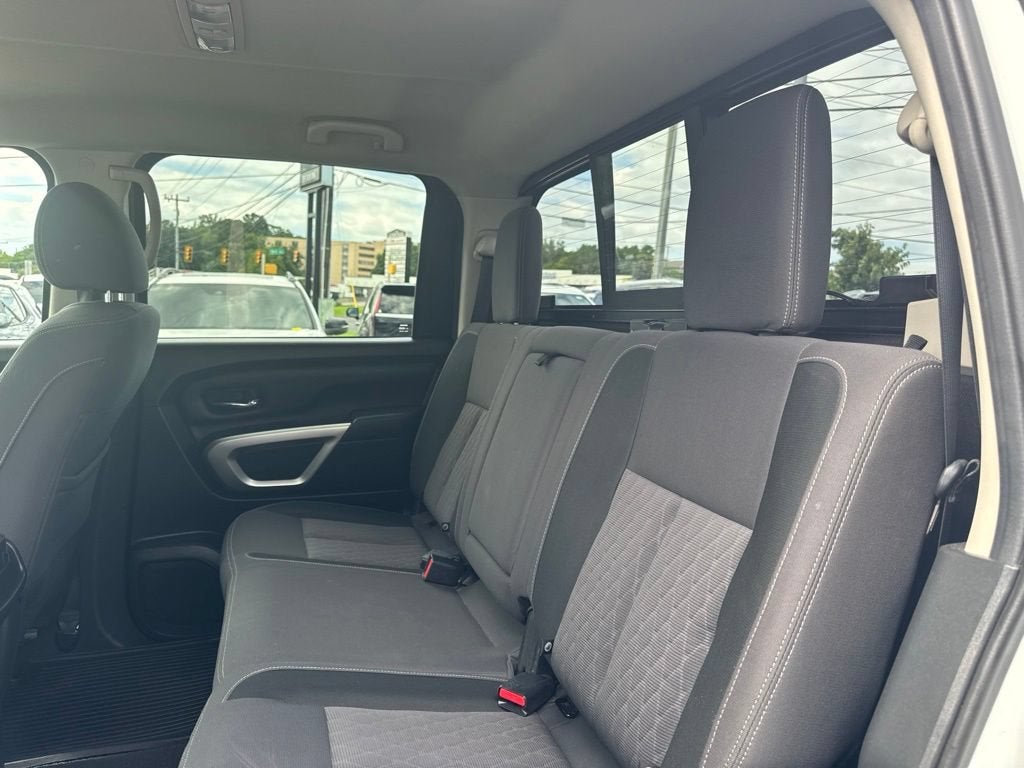 2021 Nissan Titan SV