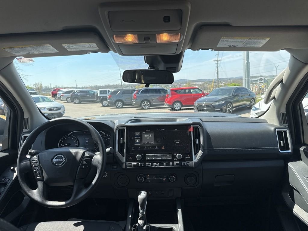 2025 Nissan Frontier SV