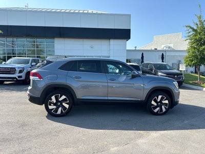 2024 Volkswagen Atlas Cross Sport 2.0T SE w/Technology