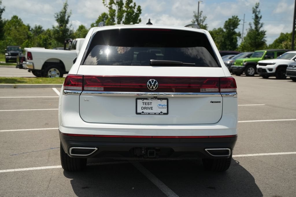 2024 Volkswagen Atlas 2.0T SE w/Technology