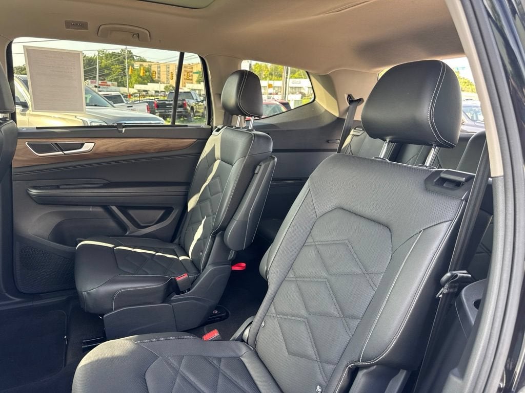 2024 Volkswagen Atlas 2.0T SE w/Technology