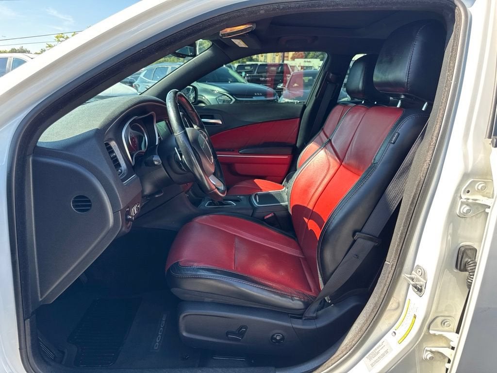 2016 Dodge Charger SXT