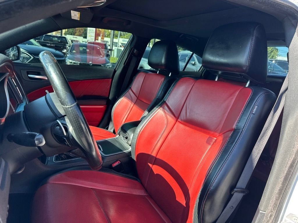 2016 Dodge Charger SXT