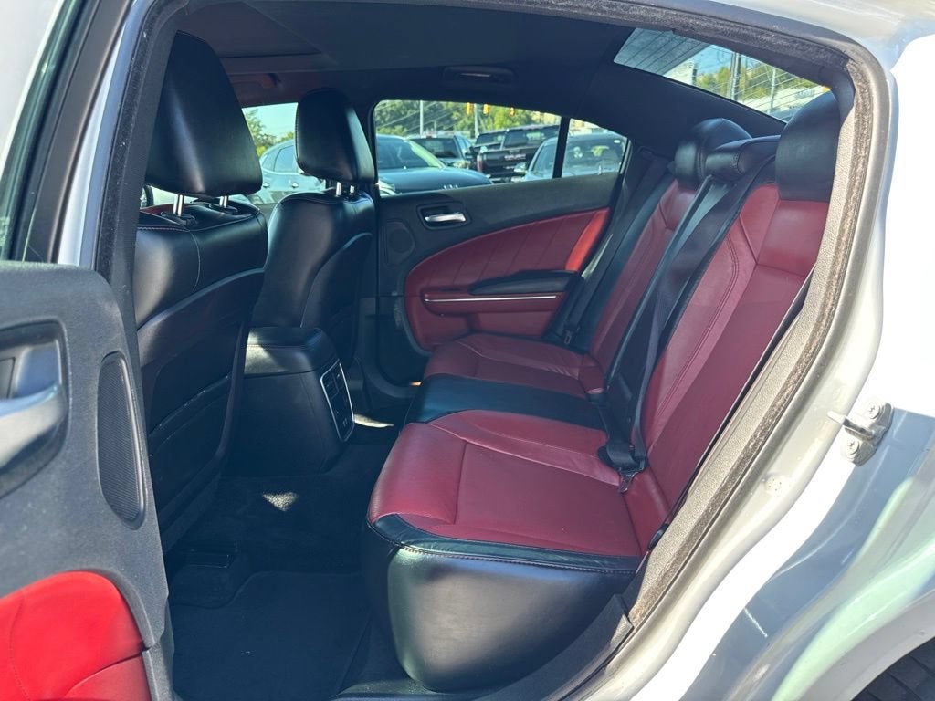 2016 Dodge Charger SXT