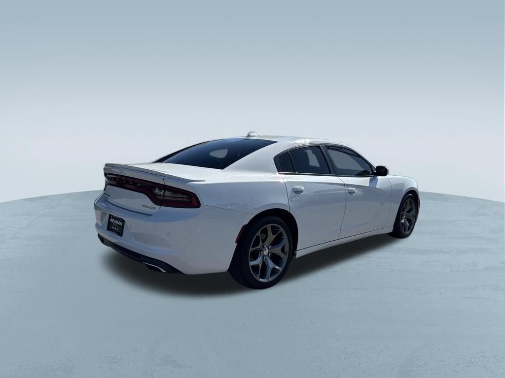 2016 Dodge Charger SXT