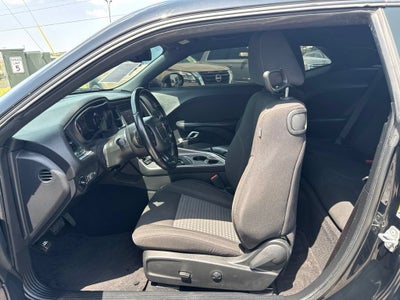 2022 Dodge Challenger SXT