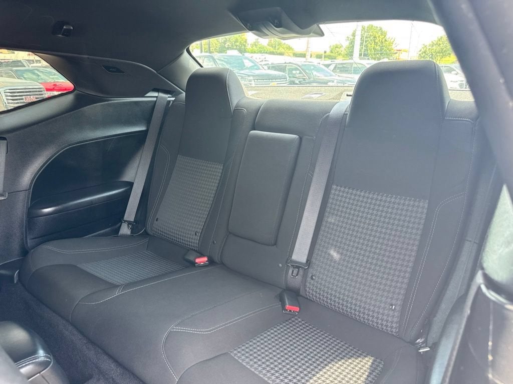 2022 Dodge Challenger SXT